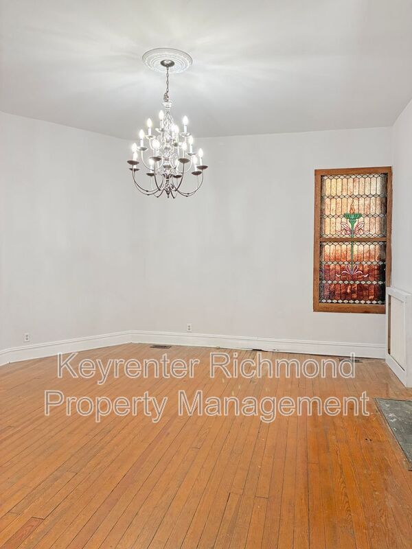 Photo - 2020 Floyd Ave