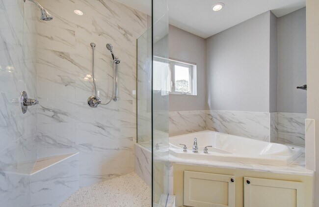 Photo - 517 Fowler St