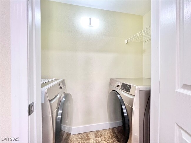 Photo - 8000 W Badura Ave Unidad 1050