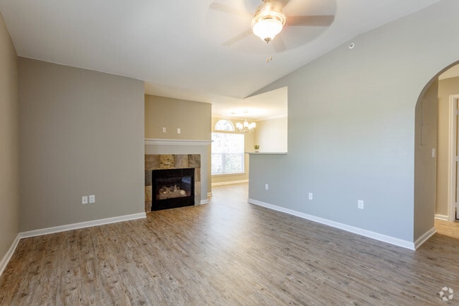 1BD, 1BA - Spruce