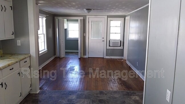 Photo - 2284 Treadwell Rd