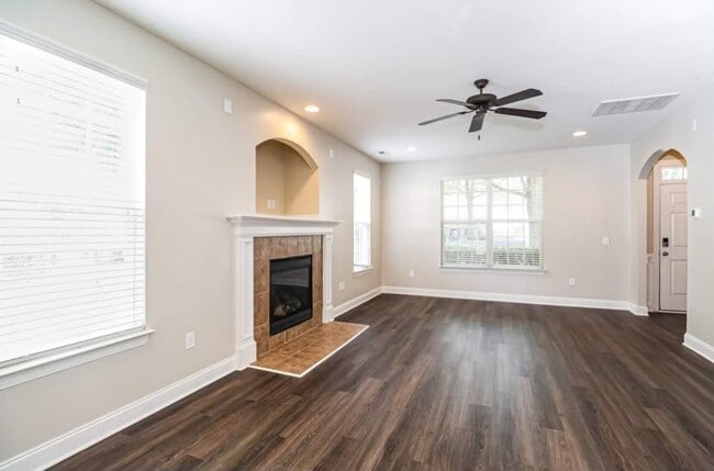Photo - 1205 Stonecrop Ln