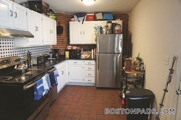 Photo - 164 Broadway Unit 3