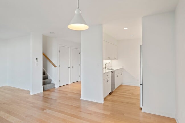 Entry - Greenway Village Apartments