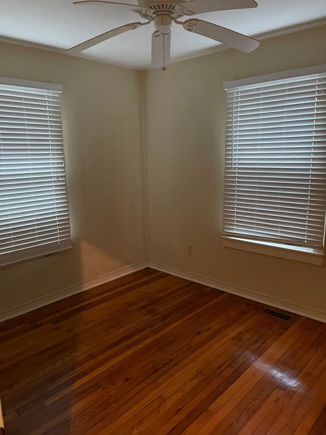 Photo - Charming 2 bed 1 bath home