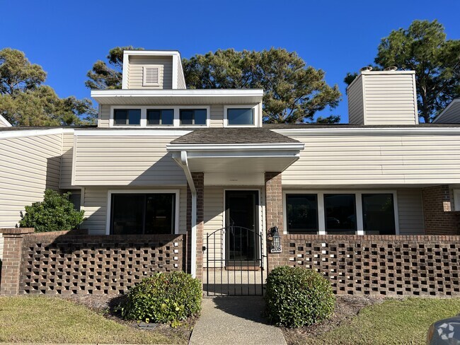 Building Photo - 208 Sound Ct Rental