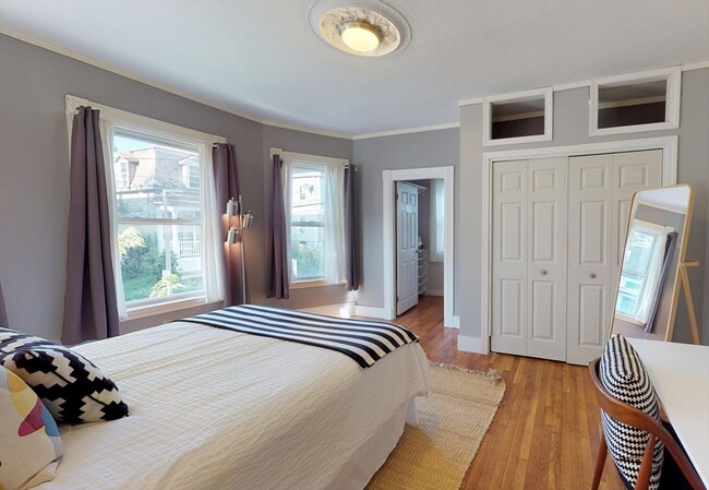 Photo - 15 Draper St Unit 2