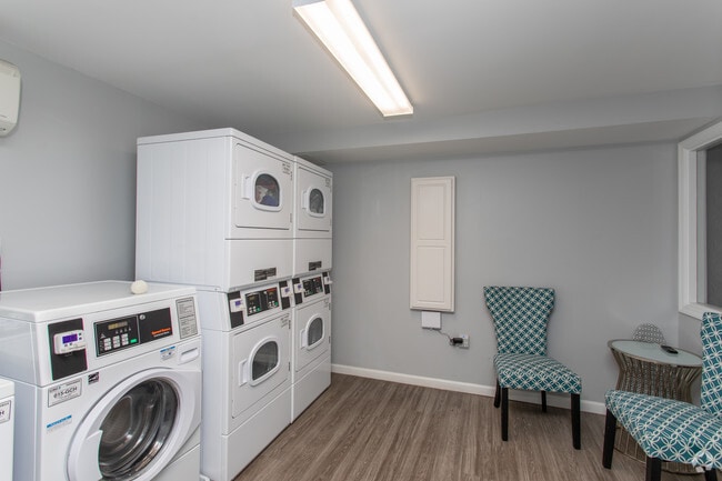 Park 44 Apartments
