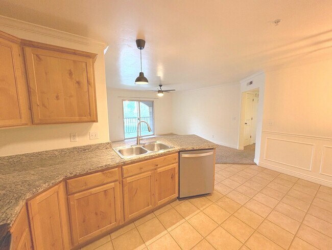425 S 2220 W Unit 203
