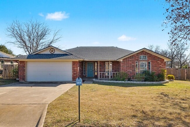 Building Photo - 1101 E Johnson St