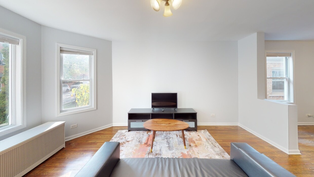 Photo - Private bedroom in 3 bed/1 bath Home