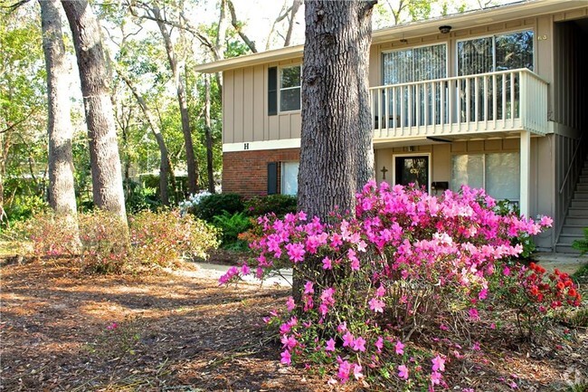 Building Photo - 800 Mallery St Unit 64 Rental