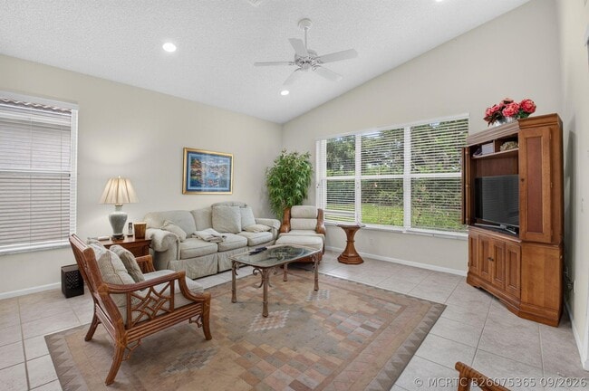 11176 Ihilani Way