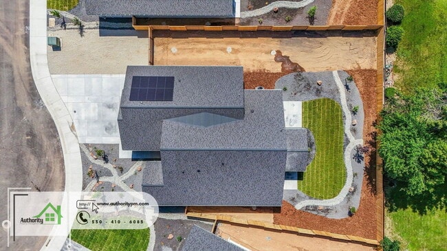 Photo - 2864 River Dr