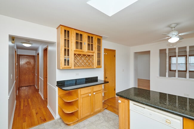 Photo - 6780 W Forest Preserve Dr