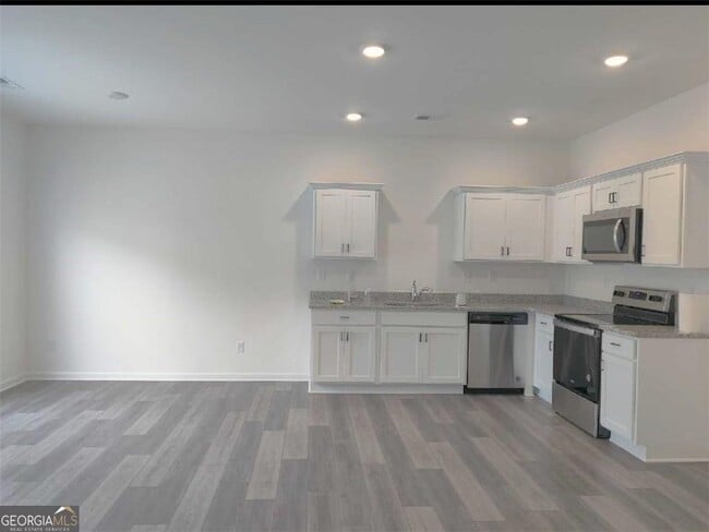 Photo - 312 Penn Sta Wy