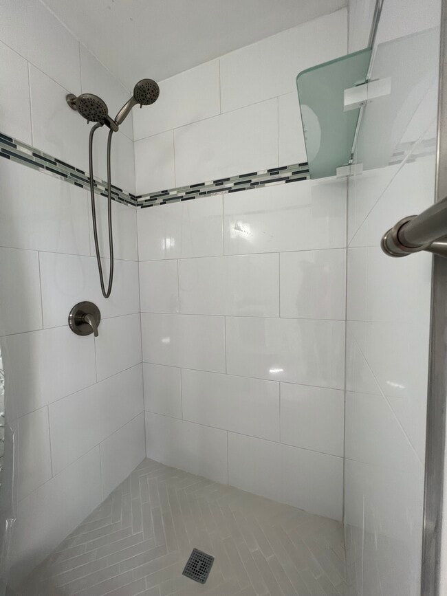 14515 SW 56th Ter Unit Efficiency