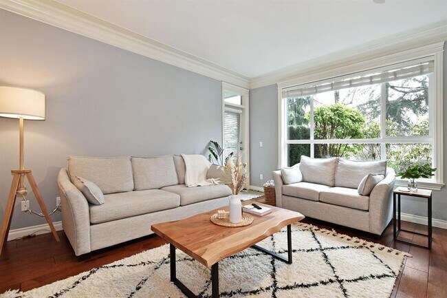 Photo - 32729-32729 Garibaldi Dr