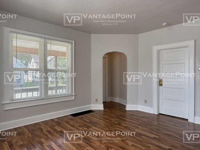 Photo - 521 12th Ave