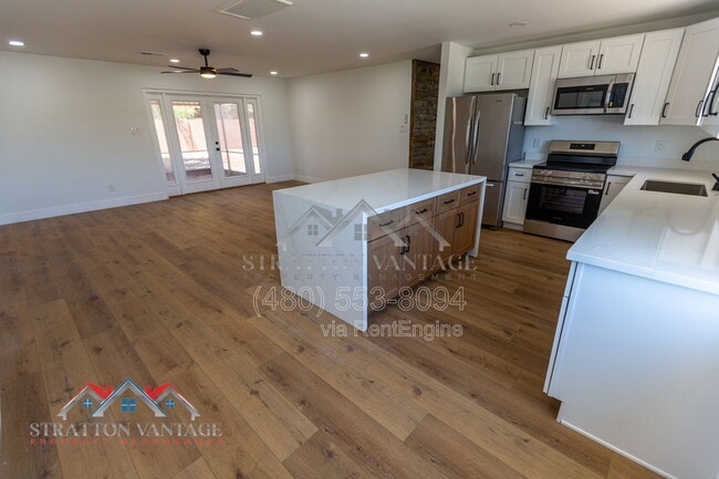Photo - 4826 E Avalon Dr