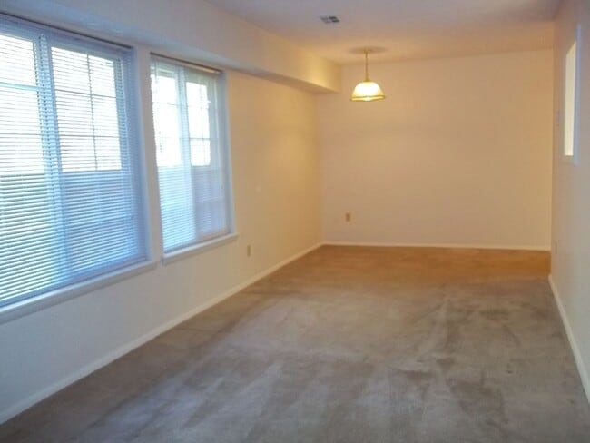 Windsor Gardens Apartments