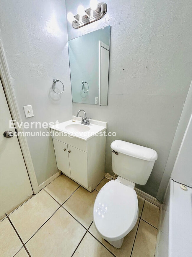 Photo - 3019 W Meadow St