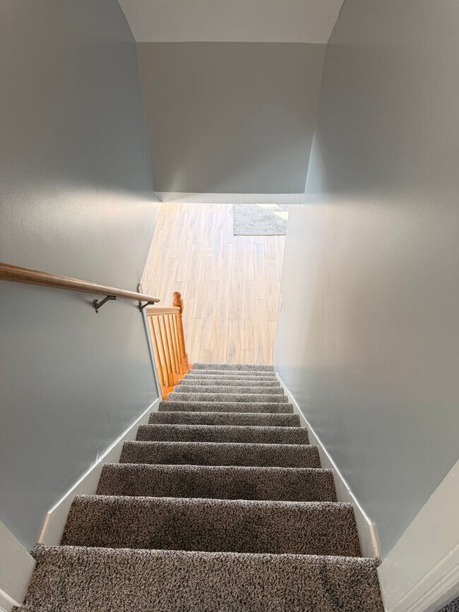 Photo - (2) bedroom Single Family Home with Open Layout, Close to Beaches and Lake!