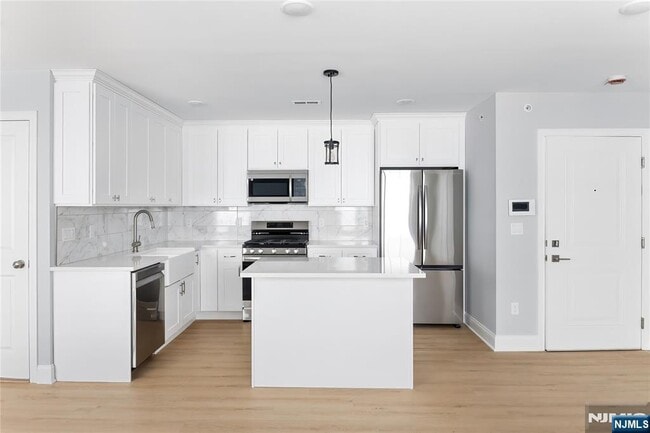 Photo - 110 Madison St Unit 4