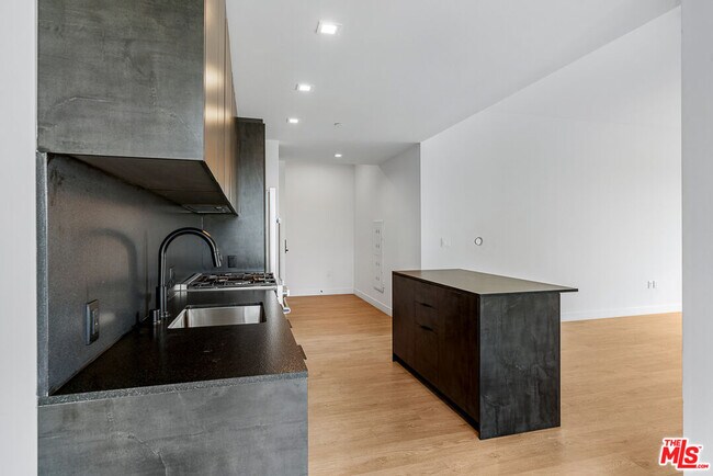 Photo - 10700 Tabor St Unit PH22