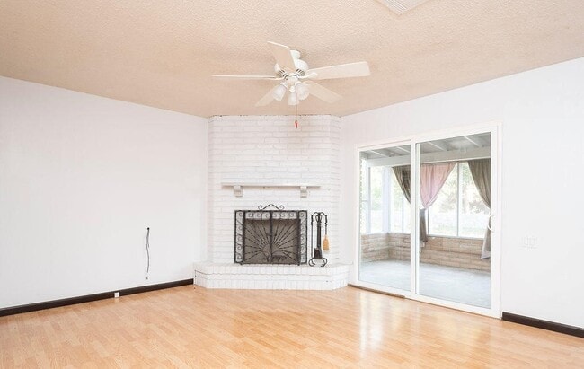 Photo - 2955 Huntington Dr