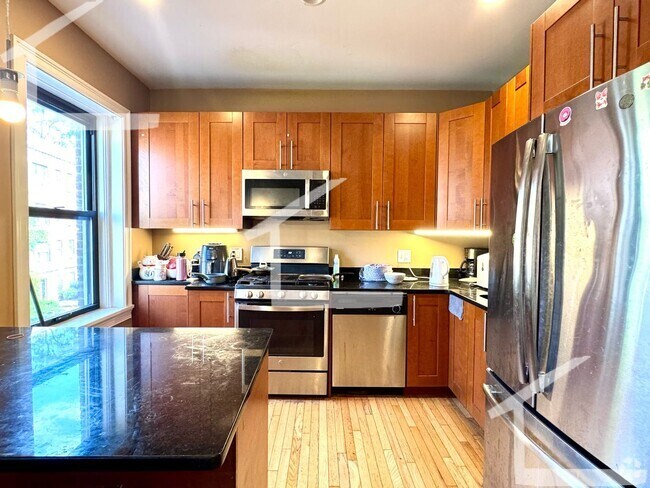 Building Photo - AWESOME 5 BED 2 BATH IN BRIGHTON!!!!! Rental