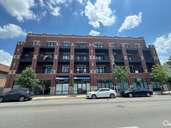 Building Photo - 4141 N Kedzie Ave Unit 201 Rental