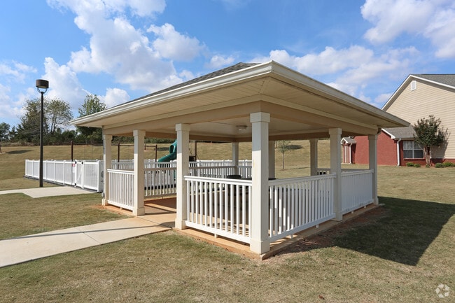 Eagle's Landing Apartments