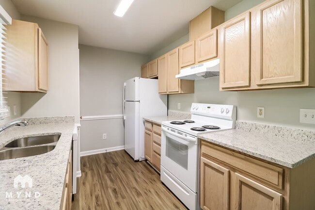 Photo - 1084 Holly Pointe Dr