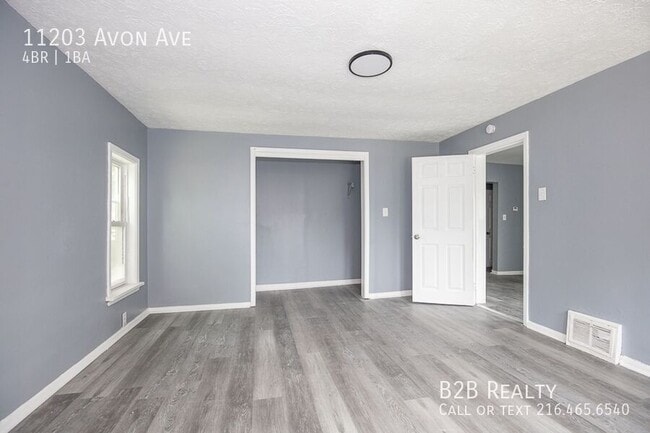 Photo - 11203 Avon Ave