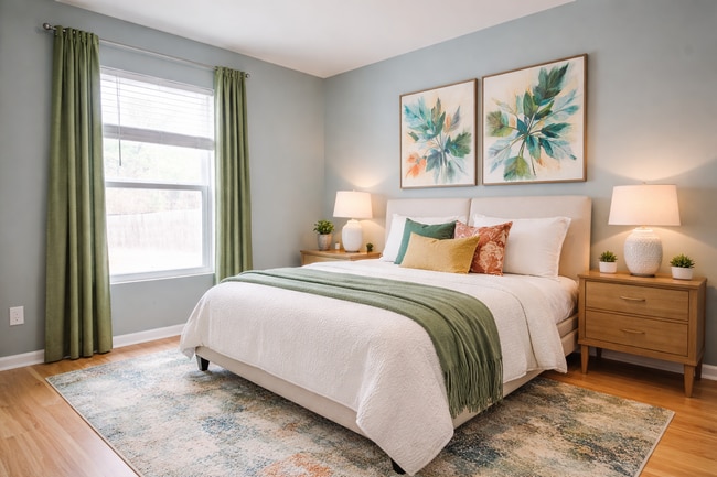 Photo - 4 Bedroom 3 Bathroom Home- Pets Okay!