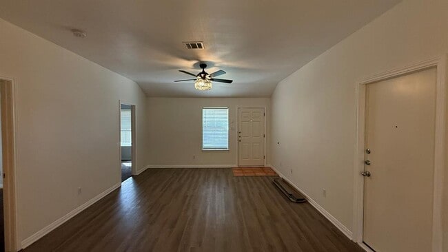 Photo - 249 Marvin Cove