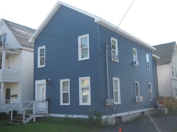 Building Photo - 20 Water St Unit Apt #2