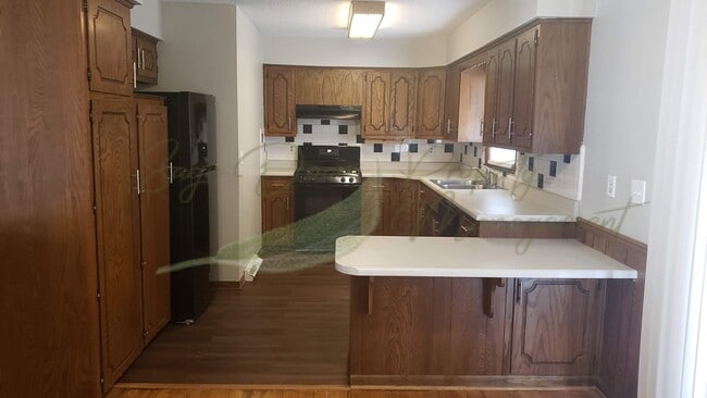 412 Lacy Ln
