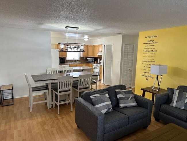 Photo - Rent Special: Receive $100 in rent credit ...