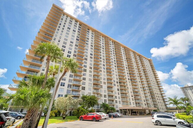 Photo - 230 174th St Condo Unit 814