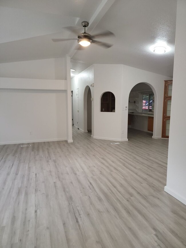 Photo - Country Living in Mossyrock