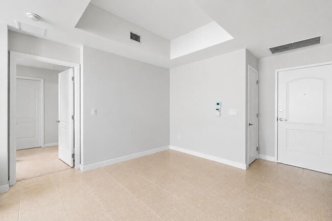 Photo - 801 S Olive Ave Unit 914