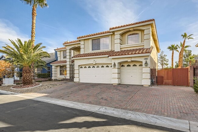 Photo - Luxury 5-Bedroom Home for Rent with Pool, ...