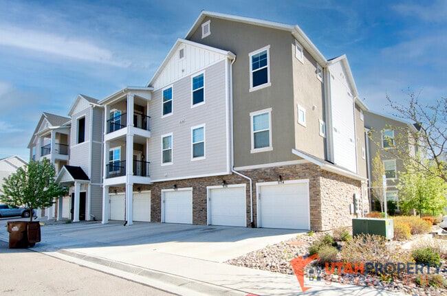 Photo - 626 N Sun Peak Dr