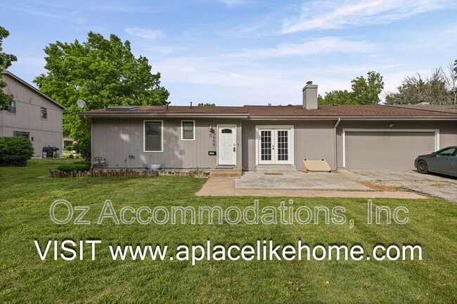 Building Photo - 13909 Falkirk Cir