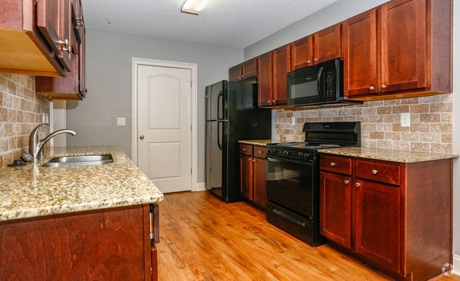 Photo - Solamere Grand