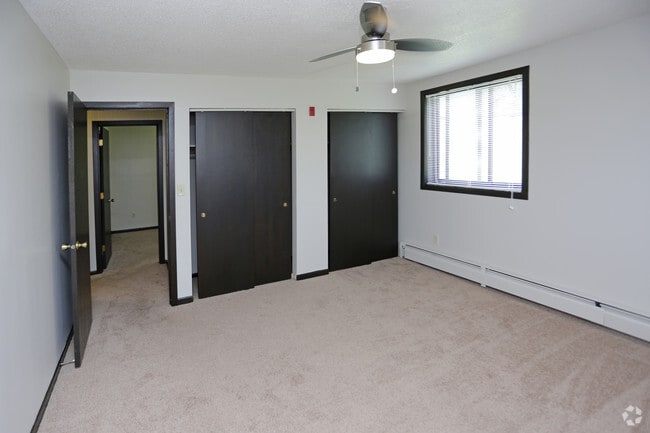Hamline Pointe Apartments