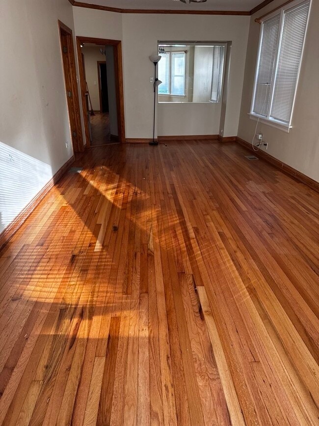 Photo - 3441 N Ridgeway Ave Unit 1