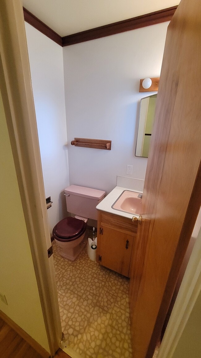 Photo - 1160 Phelps Cir